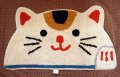 セミサークルマット　招き猫
