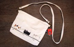画像1: 猫三兄弟サコッシュバッグ　三匹