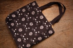画像1: link刺繍トートバッグ 猫と薔薇（ブラック）