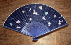 画像1: シルクの扇子　月うさぎ