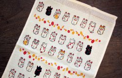 画像2: 招福猫フェイスタオル　サンドベージュ