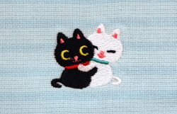 画像3: 白黒猫ちゃん刺繍ミニタオルハンカチ　青