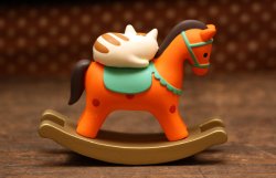 画像3: 木馬ですやすや子猫・OR