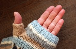 画像3: ネパールニット ハンドウォーマー ネコ	