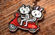 画像1: オリヂナルアクリルキーホルダー　バイクde2ケツ (1)