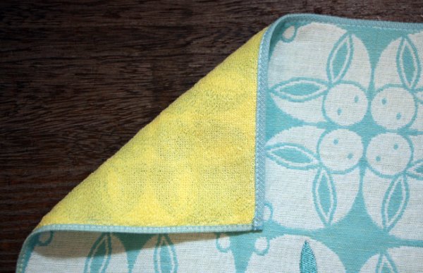 画像4: 竹笹堂刺繍ガーゼパイルタオル　うさぎあわせ（青）	 (4)