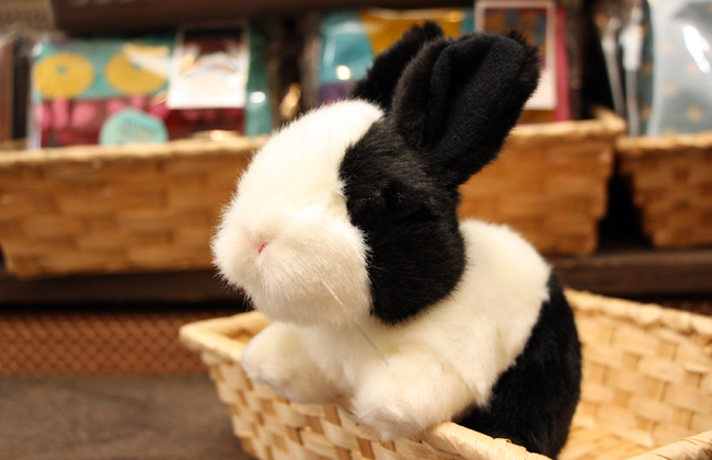 白黒うさぎぬいぐるみ - 雑貨屋サク